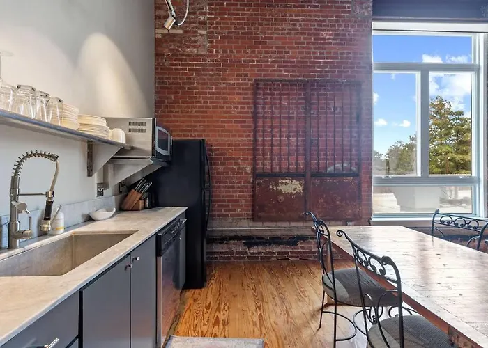 Cajun Stays-buchanan Loft #4 *